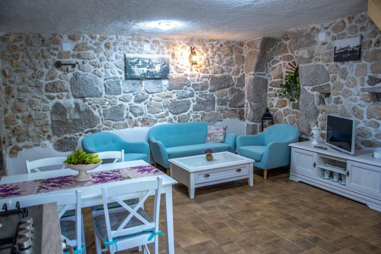 Traditional Stone House St.Anton Malinska Esterno foto